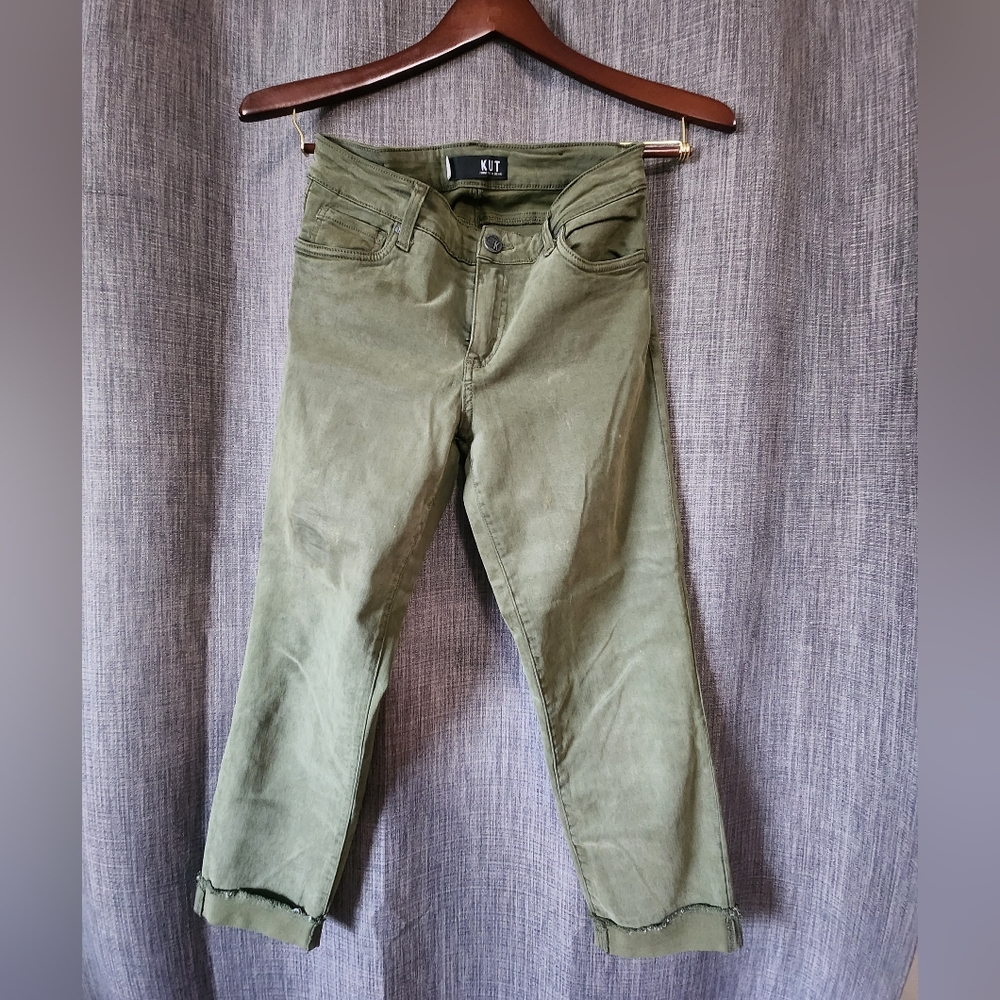 Like new capris